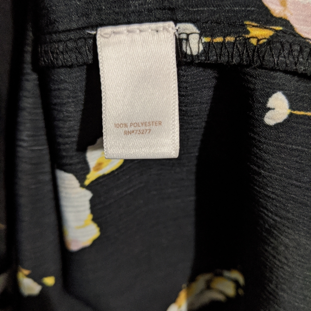 Lauren Conrad blouse - Picture 4 of 4